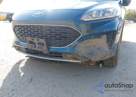 2020 Ford Escape Se z USA, uszkodzony, nr VIN 1FMCU9G68LUC63992